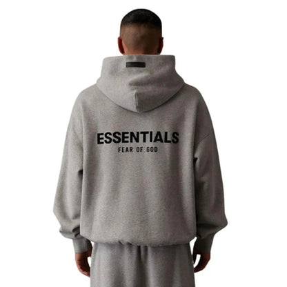 SUDADERA ESSENTIALS COLOR GRIS OBSCURO